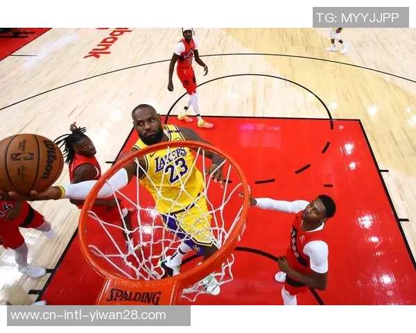 湖人队与猛龙队在2020年8月2日的精彩对决回顾与赛后分析